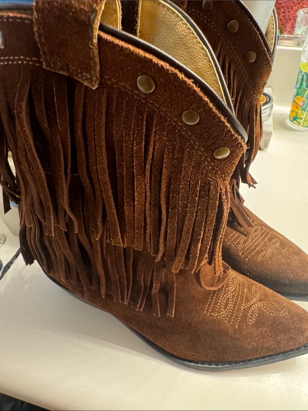 Shyanne stylish suede